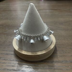 Silvertone Beaded Bell Charm Bracelet Womens Adjustable Costume Jewelry‎